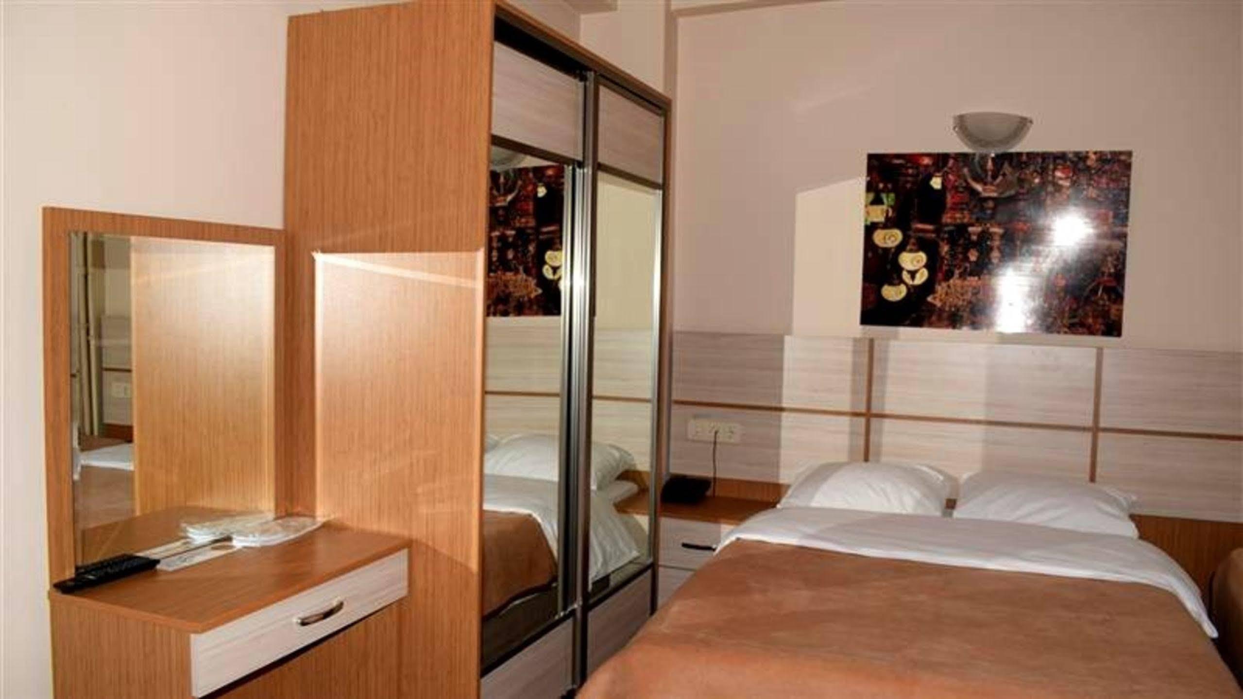 Royal Suites Besiktas Стамбул Экстерьер фото